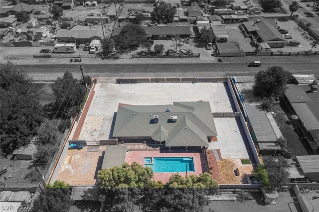 5240 East Monroe Avenue, Las Vegas, NV 89110