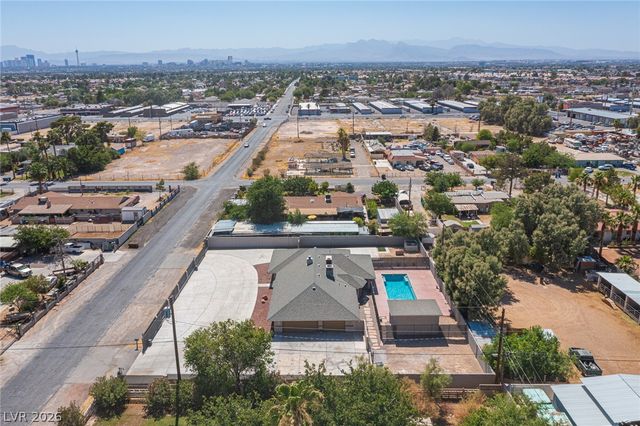 5240 East Monroe Avenue, Las Vegas, NV 89110