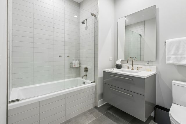 403 N Wabash Avenue 3A, Chicago, IL 60611