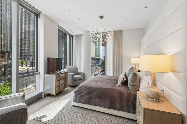 403 N Wabash Avenue 3A, Chicago, IL 60611