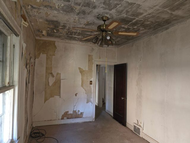 7923 S Calumet Avenue, Chicago, IL 60619