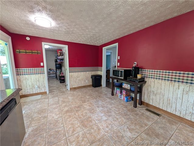 8937 Rufing Road, Greenville, IN 47124