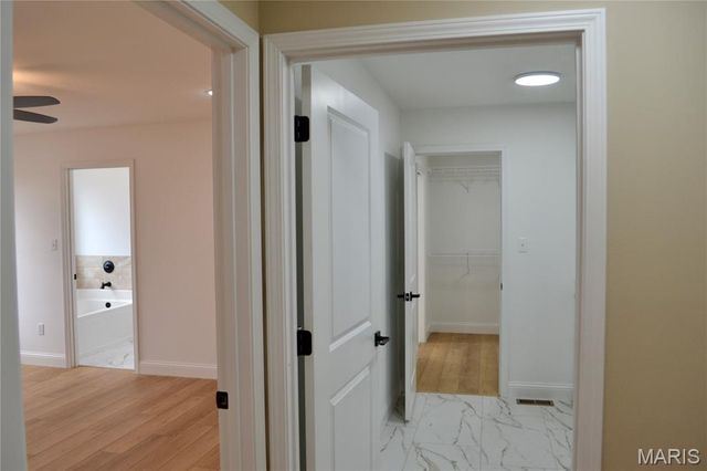 824 Barclay Drive, Farmington, MO 63640