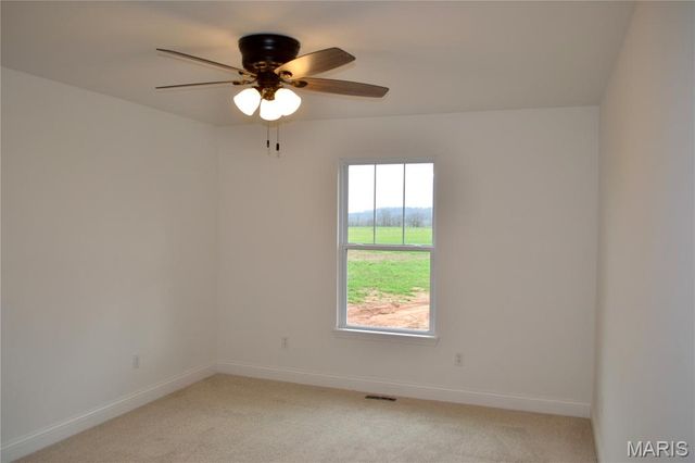 824 Barclay Drive, Farmington, MO 63640