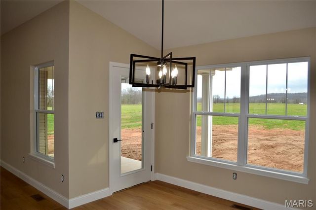 824 Barclay Drive, Farmington, MO 63640