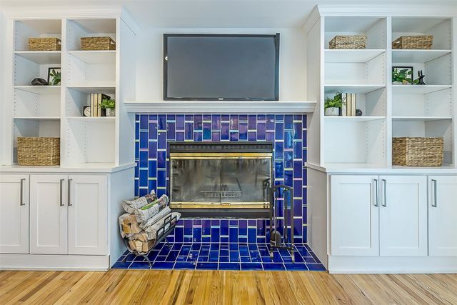 3999 Edmonton Court, Ann Arbor, MI 48103