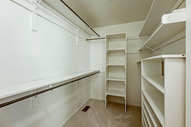 3999 Edmonton Court, Ann Arbor, MI 48103