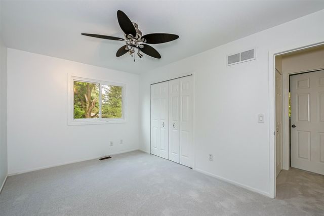 3999 Edmonton Court, Ann Arbor, MI 48103