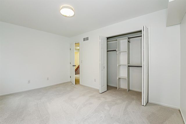 3999 Edmonton Court, Ann Arbor, MI 48103