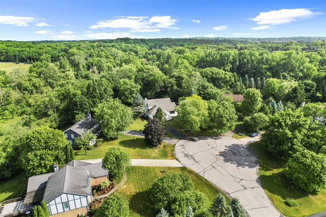3999 Edmonton Court, Ann Arbor, MI 48103