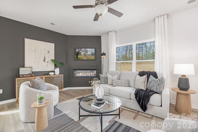 839 Adelston Lane, Asheville, NC 28804
