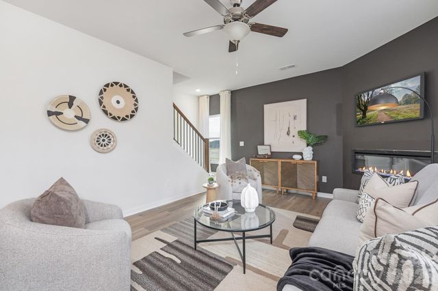 839 Adelston Lane, Asheville, NC 28804