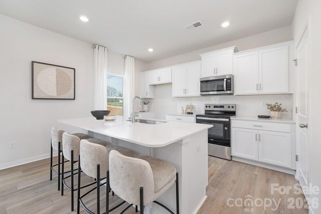 839 Adelston Lane, Asheville, NC 28804