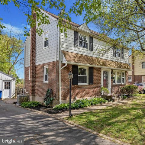 1479 N HILLS AVE, Willow Grove, PA 19090