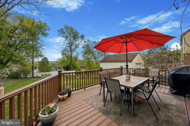 1479 N HILLS AVE, Willow Grove, PA 19090