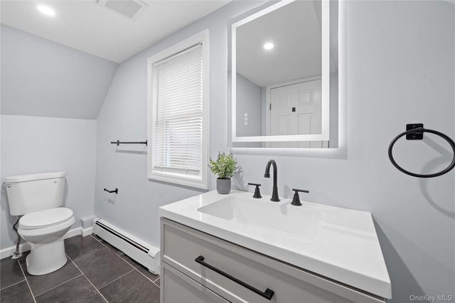 36 W 19th Street, Huntington Station, NY 11746