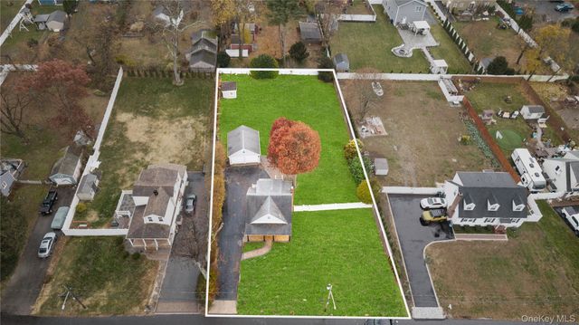 36 W 19th Street, Huntington Station, NY 11746