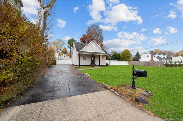 36 W 19th Street, Huntington Station, NY 11746