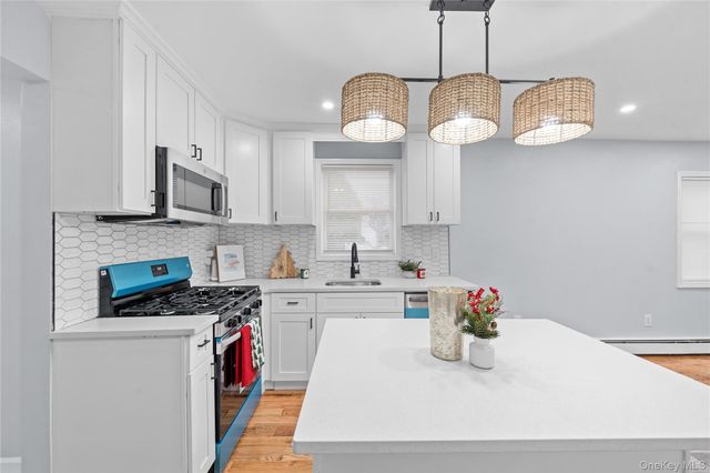 36 W 19th Street, Huntington Station, NY 11746