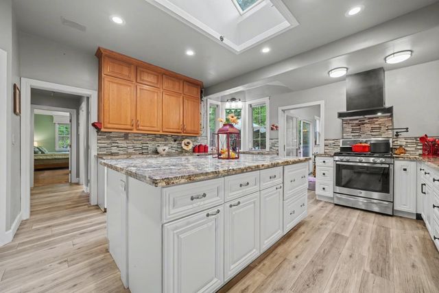 16890 Wilderness Way, Jackson, CA 95642