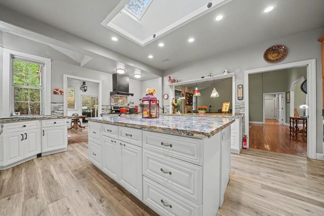 16890 Wilderness Way, Jackson, CA 95642