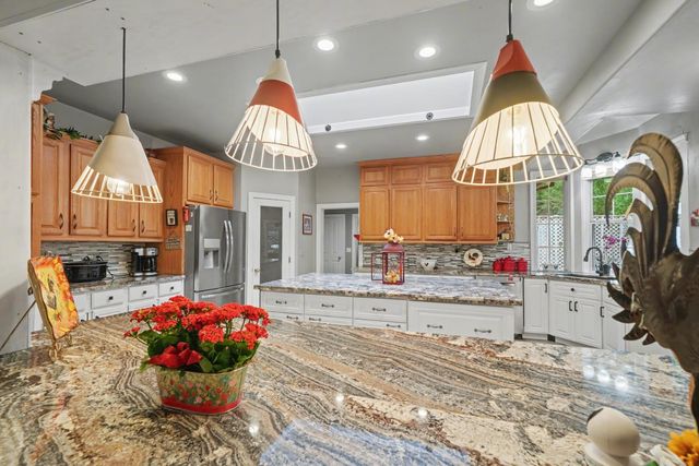 16890 Wilderness Way, Jackson, CA 95642