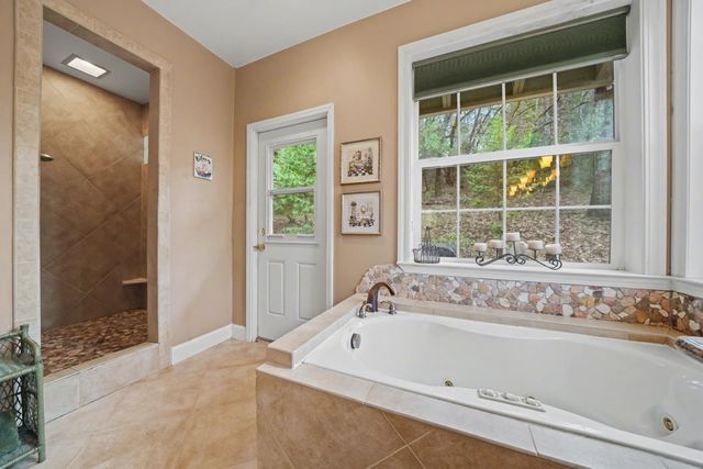 16890 Wilderness Way, Jackson, CA 95642