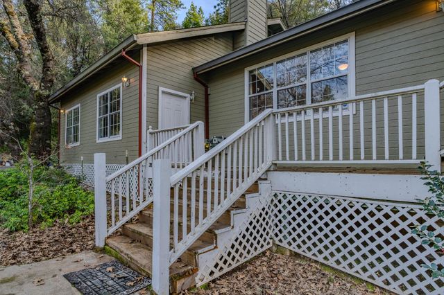 16890 Wilderness Way, Jackson, CA 95642