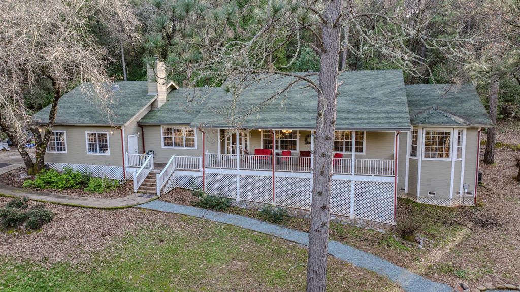 16890 Wilderness Way, Jackson, CA 95642