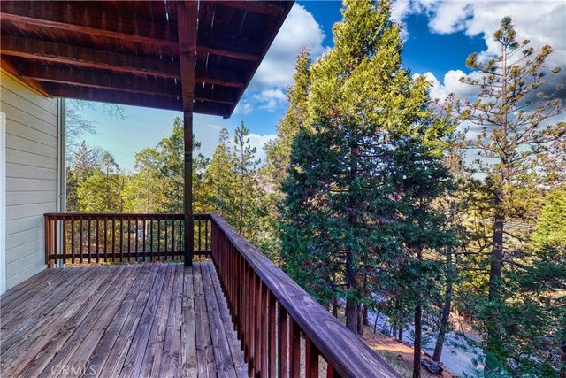 863 Grass Valley, Lake Arrowhead, CA 92352