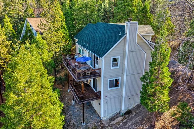 863 Grass Valley, Lake Arrowhead, CA 92352