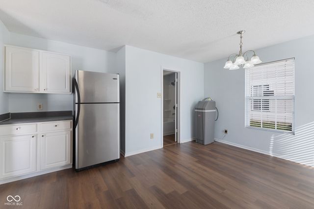 2895 Hearthside Drive, Greenwood, IN 46143