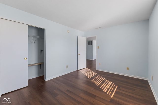 2895 Hearthside Drive, Greenwood, IN 46143