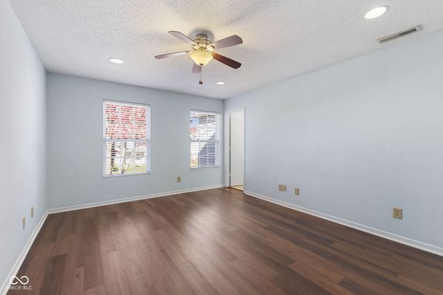 2895 Hearthside Drive, Greenwood, IN 46143