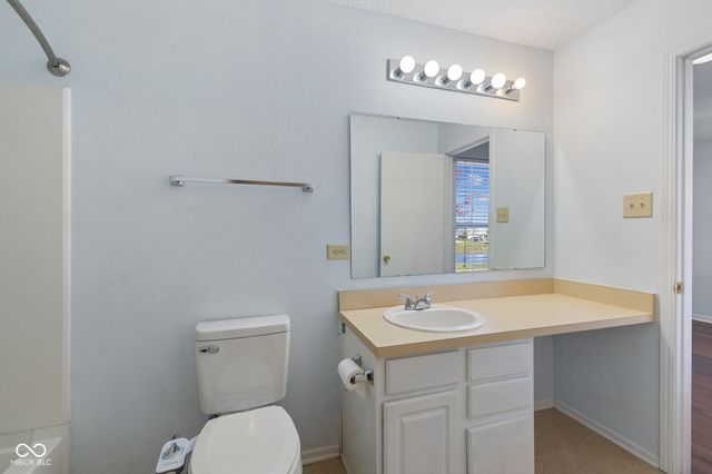 2895 Hearthside Drive, Greenwood, IN 46143