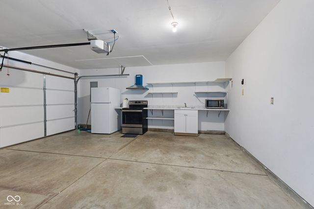 2895 Hearthside Drive, Greenwood, IN 46143