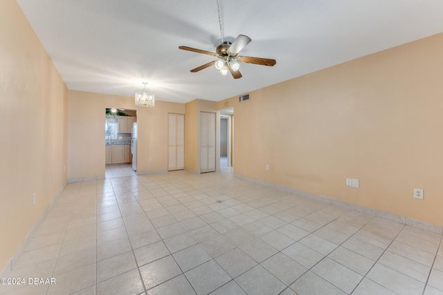 2711 N Halifax Ave Apt 282, Daytona Beach, FL 32118