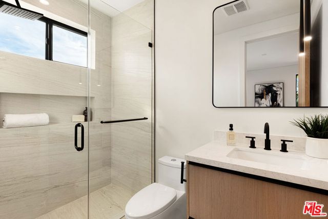 1621 S Garth Avenue, Los Angeles, CA 90035