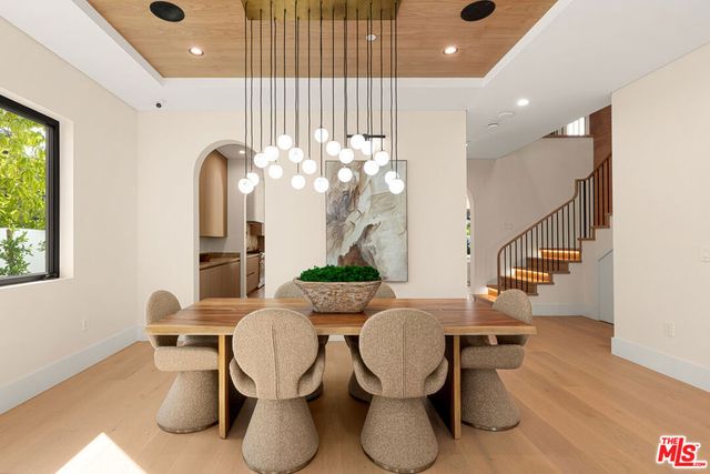 1621 S Garth Avenue, Los Angeles, CA 90035