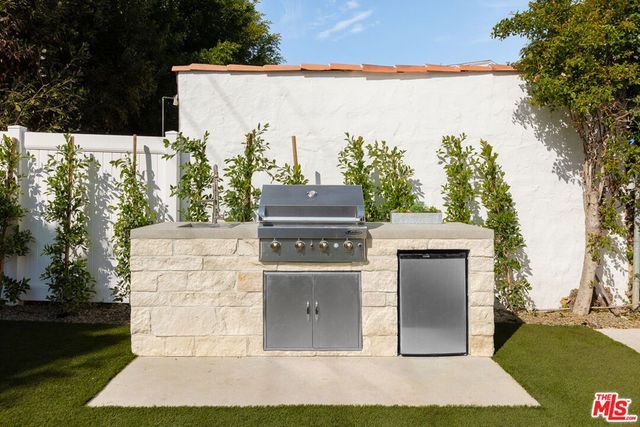 1621 S Garth Avenue, Los Angeles, CA 90035