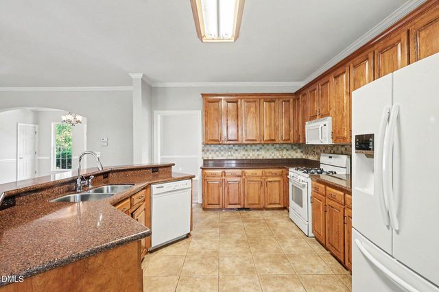 606 Old Chestnut Crossing, Moncure, NC 27559