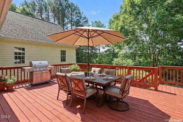 606 Old Chestnut Crossing, Moncure, NC 27559