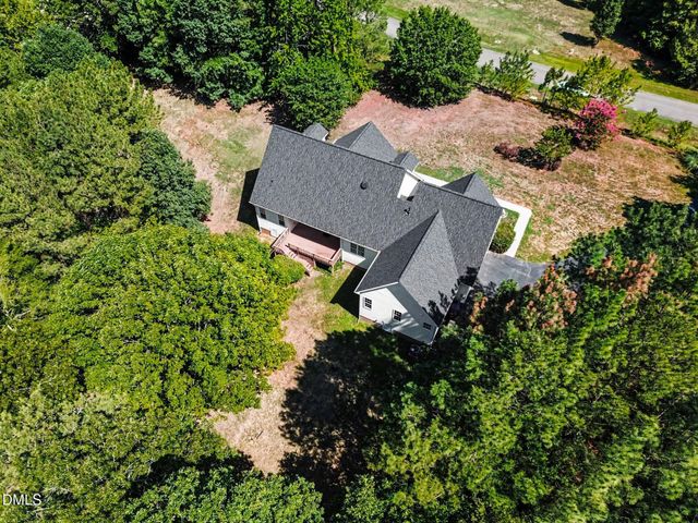 606 Old Chestnut Crossing, Moncure, NC 27559