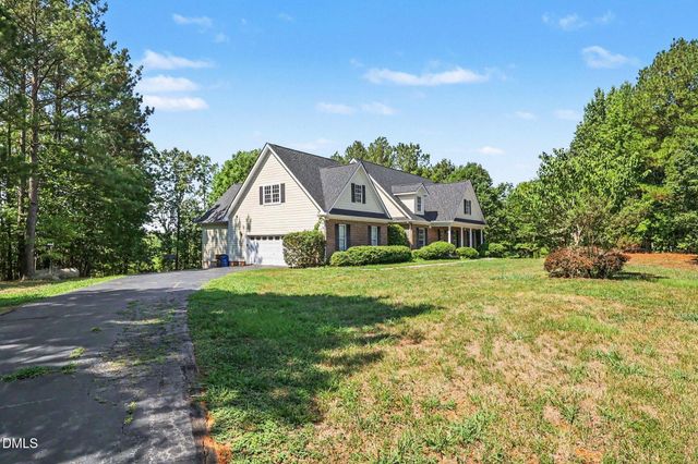 606 Old Chestnut Crossing, Moncure, NC 27559