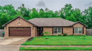 2287 Kelly Lynn Place, Fayetteville, AR 72701
