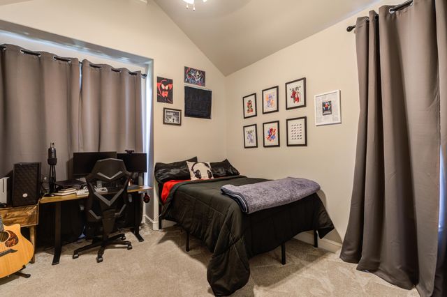 135 Calvin Drive, Wolfforth, TX 79382