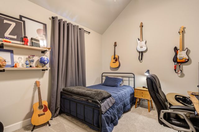 135 Calvin Drive, Wolfforth, TX 79382