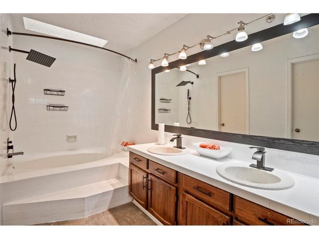 15491 E Wyoming Dr G, Aurora, CO 80017