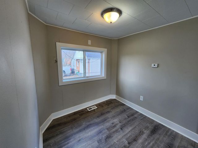 26405 Chippendale Street, Roseville, MI 48066