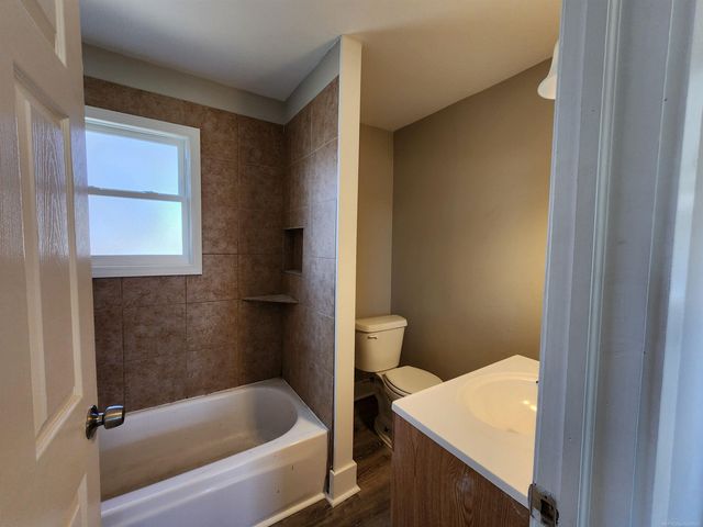 26405 Chippendale Street, Roseville, MI 48066